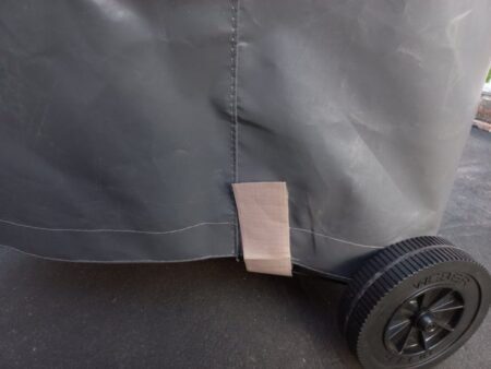 Velcro Straps on Kettle Braai Cover